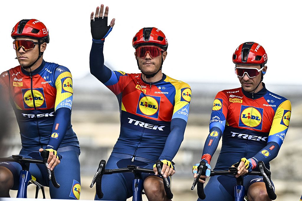 Lidl-Trek at 2025 Paris-Roubaix: Jasper Stuyven, now with Soudal-QuickStep, waves at the crowd pre-race