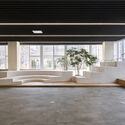 © Lee Pyojoon Woowa Brothers Office / unseenbird - Interior Photography, Lighting, Chair, Glass