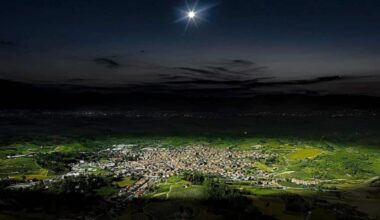 A Startup Wants To Eliminate Night Using Space Mirrors