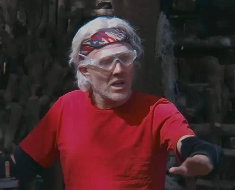 Jimmy Bullard can be seen saying it's 'pathetic' when he and Adam Thomas clash during a Bush Tucker trial (ITV)