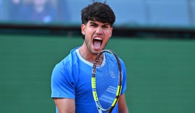 Carlos Alcaraz rebounds from 23-error set to return to Monte-Carlo QFs | ATP Tour