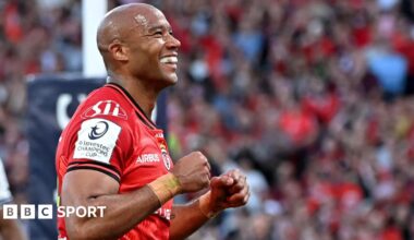 Teddy Thomas celebrates