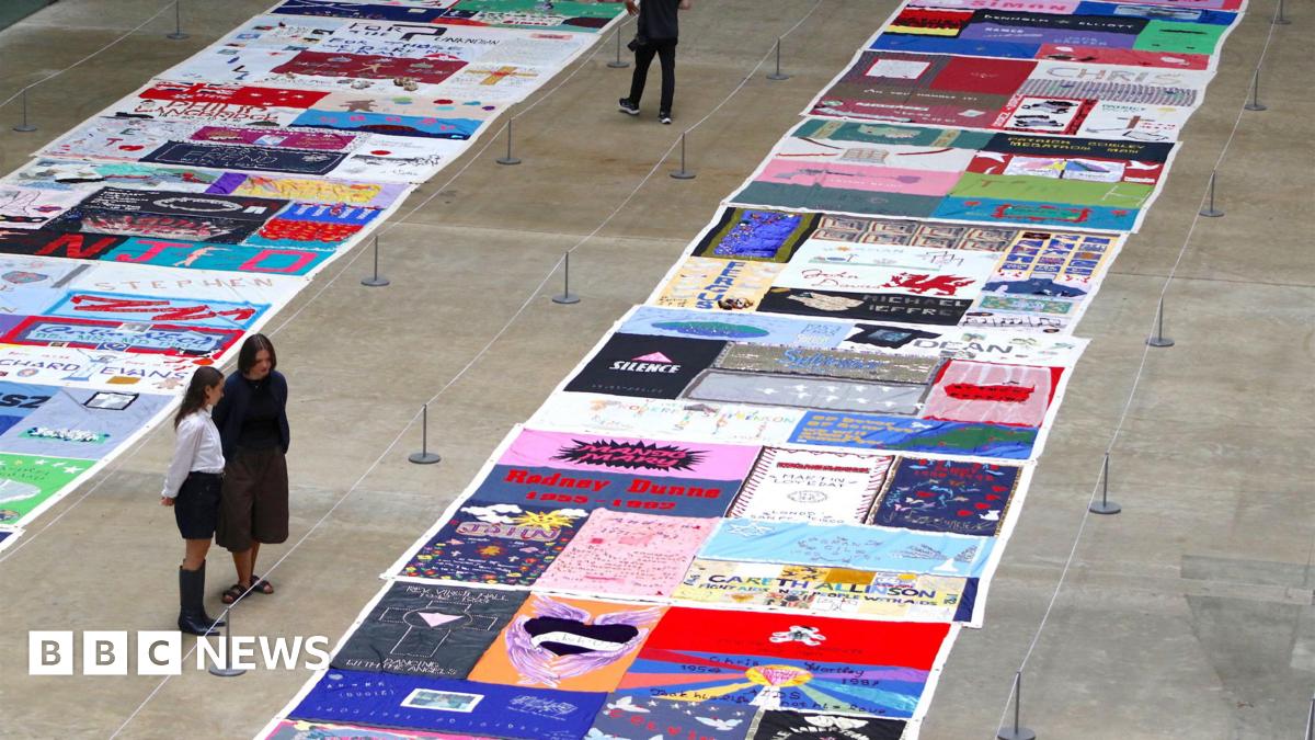 Describe in some detail what's shown in the pic. Add copyright and whether we can syndicate.