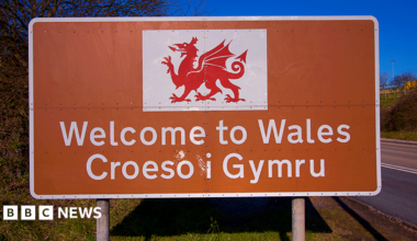 Welcome to Wales sign
