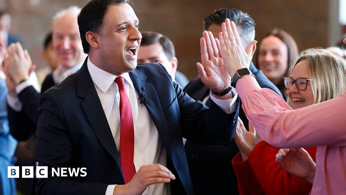 Scottish Parliament election 2026: Labour launches manifesto as parties return to the campaign trail