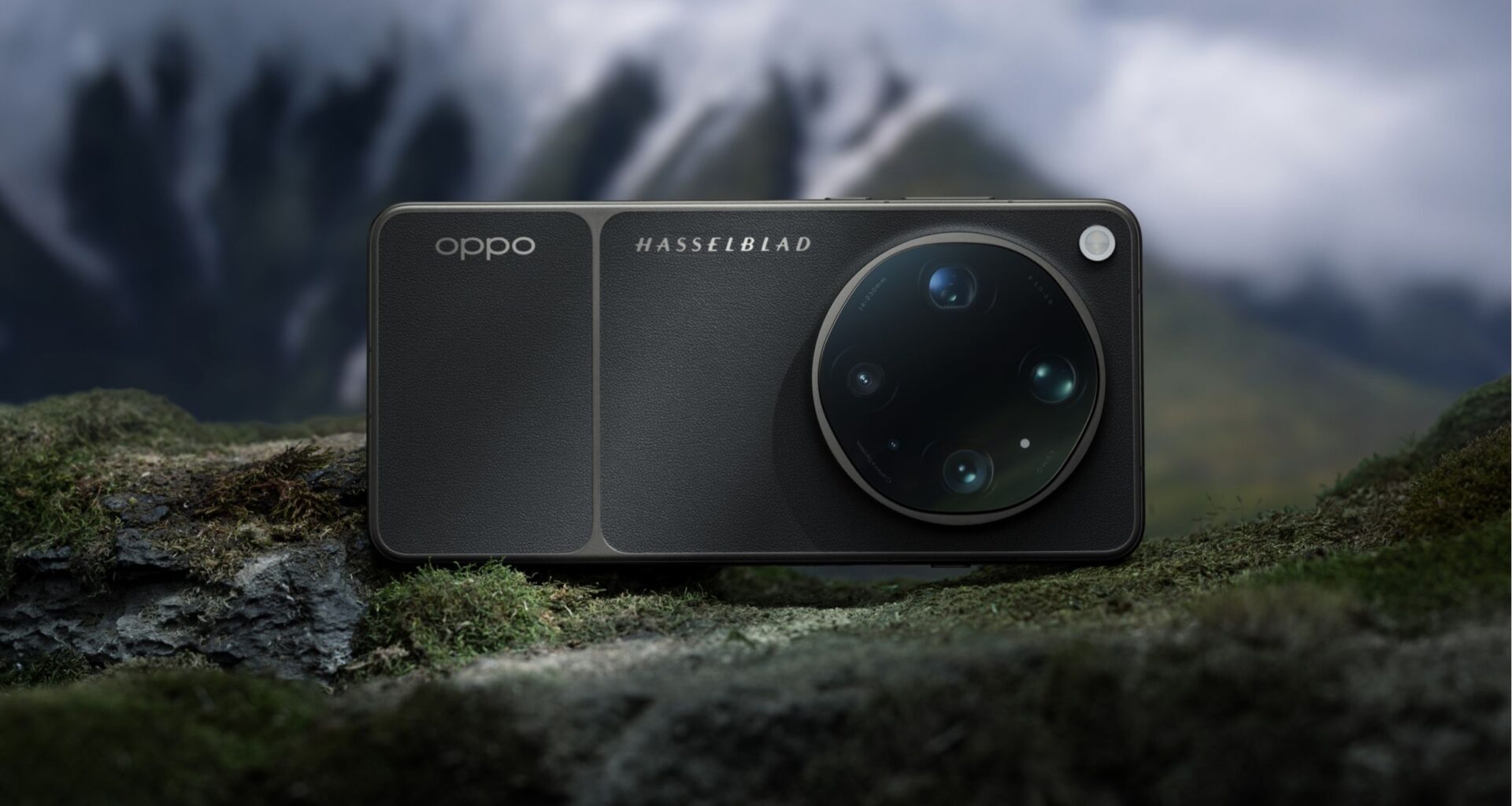 The Oppo Find X9 Ultra looks like a Hasselblad compact camera – and it's finally going global