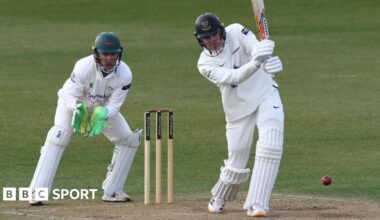 Jack Carson batting at Leicester