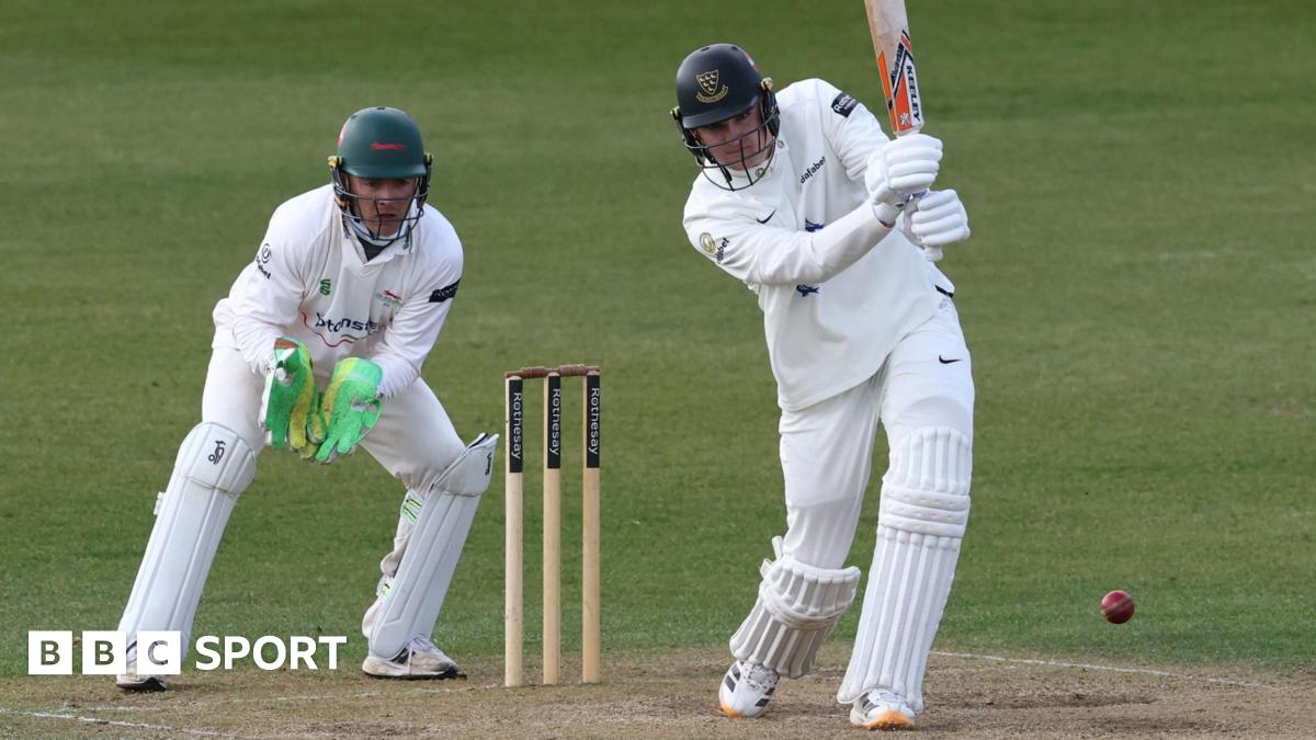 Jack Carson batting at Leicester