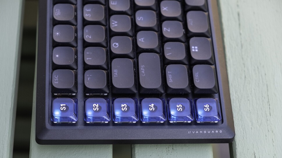 Corsair Vanguard Air 99 Wireless - hardware 10
