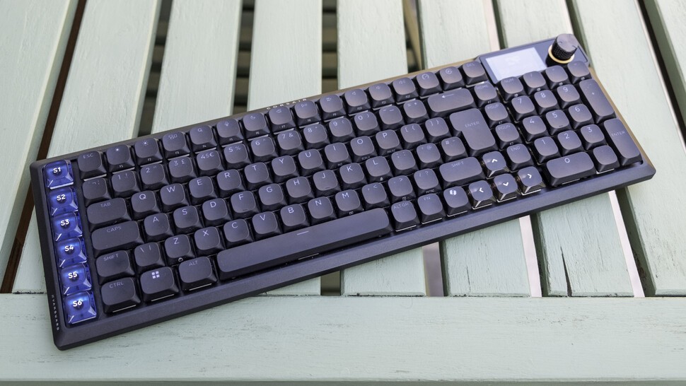 Corsair Vanguard Air 99 Wireless - hardware 7