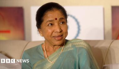 Asha Bhosle wearing a blue saree attends an event for the film 'Maaee' in Mumbai on April 27, 2011 in Mumbai, India