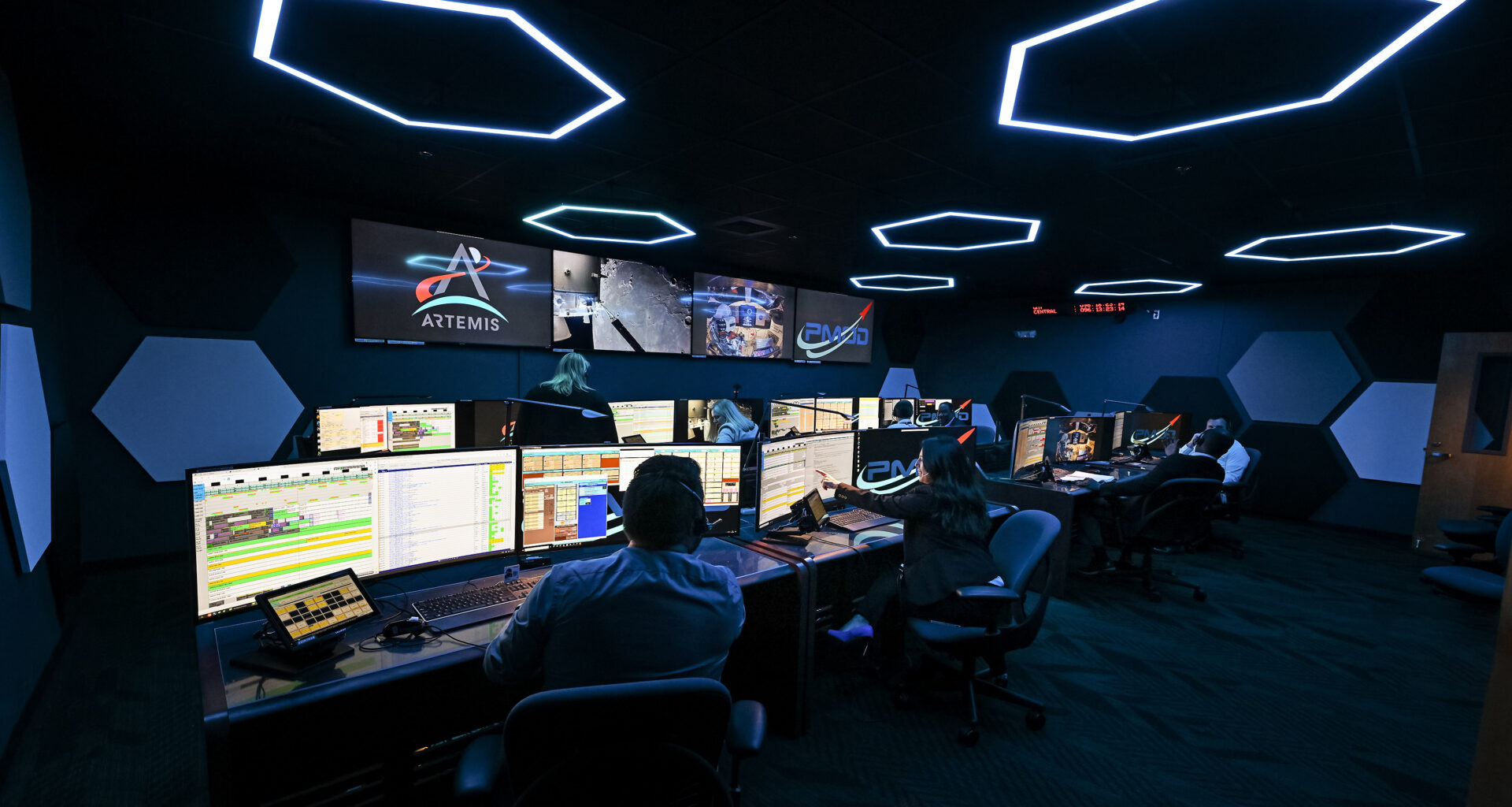 LUCA (Lunar Utilization Control Area) at NASA Marshall is specially designed to support a wide variety of science operations on and around the Moon – and beyond. Engineers in the LUCA monitored operations for the Lunar Node-1 experiment, an autonomous navigation payload that was part of the first NASA Commercial Lunar Payload Services (CLPS) launch on Intuitive Machines’ Nova-C lunar lander in 2024. NASA Marshall flight controllers will use the LUCA again for Artemis II to monitor science operations.