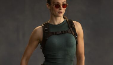 'Injured' Sophie Turner dances in London after Lara Croft show halted - London Evening Standard