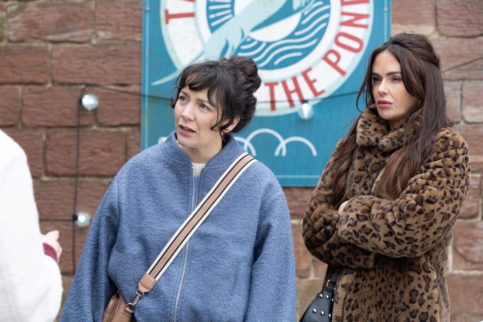 Cleo McQueen and Mercedes McQueen in Hollyoaks cleo mcqueen and mercedes mcqueen in hollyoaks