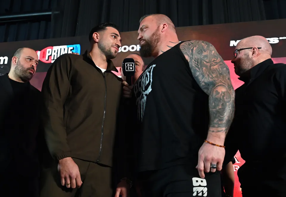 Eddie Hall and Tommy Fury on stage at a press conference