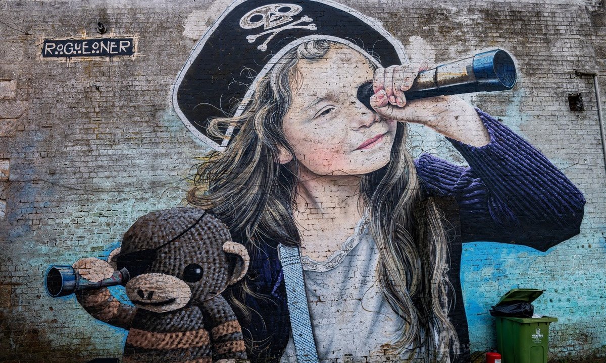 Charity Art UK digitises nearly 7,000 murals across country - The Art Newspaper