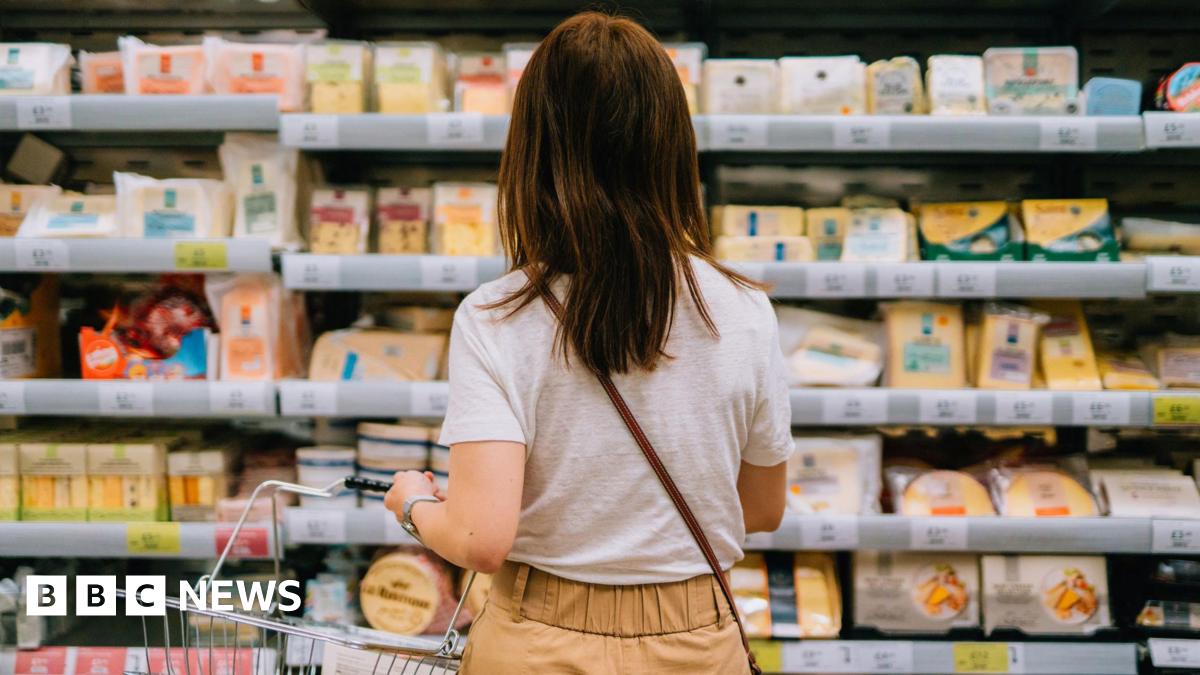 UK inflation rate rises to 3.3% in March after Iran war pushes up fuel prices