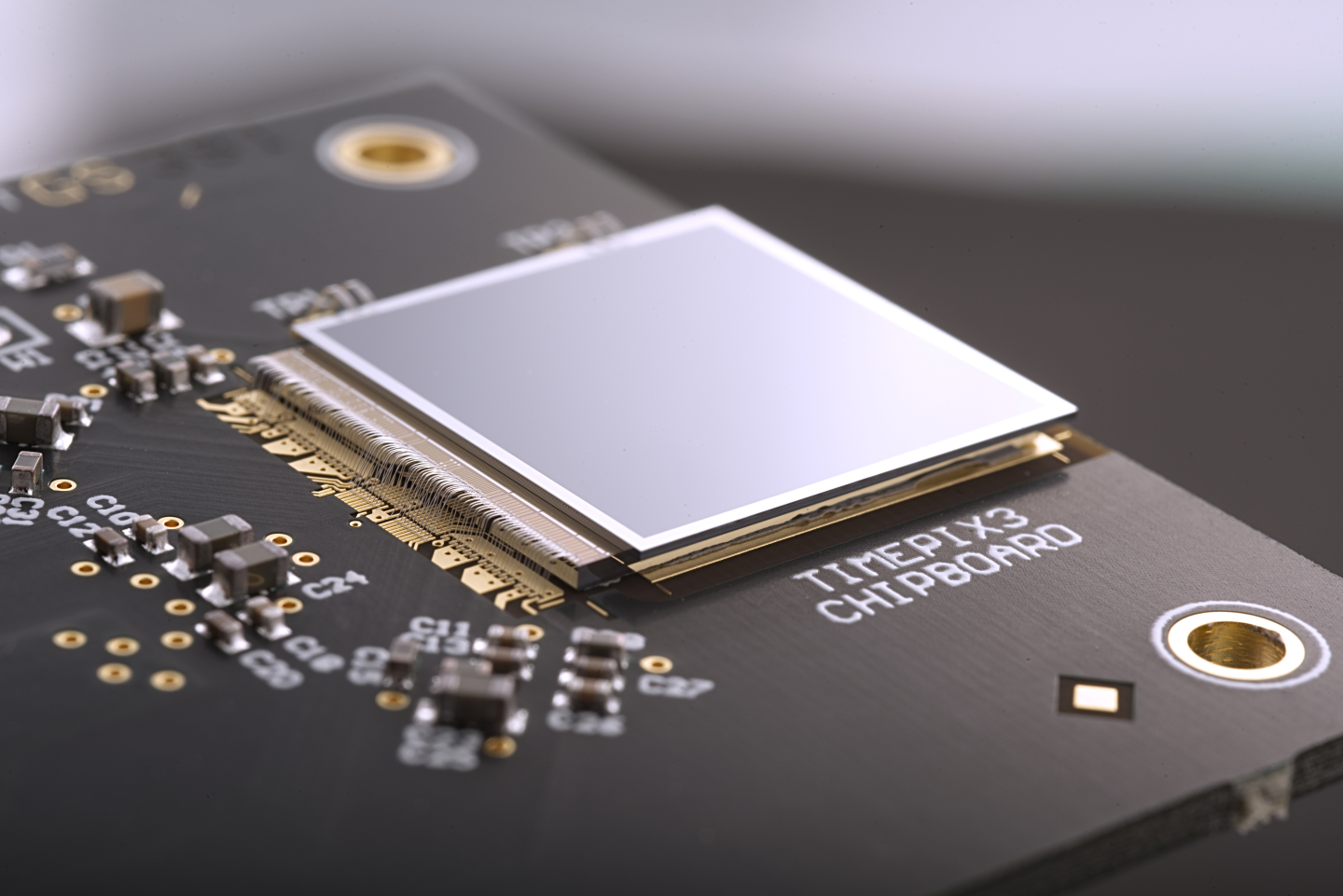 Timepix,Particle tracking,Industry,Medipix