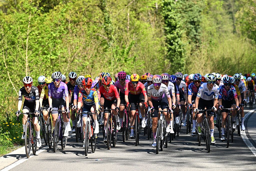 la fleche wallonne femmes 2026 peloton
