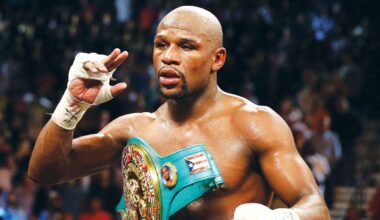 Oscar De La Hoya says Floyd Mayweather shouldn’t be 50-0: “Your father said you lost that fight”