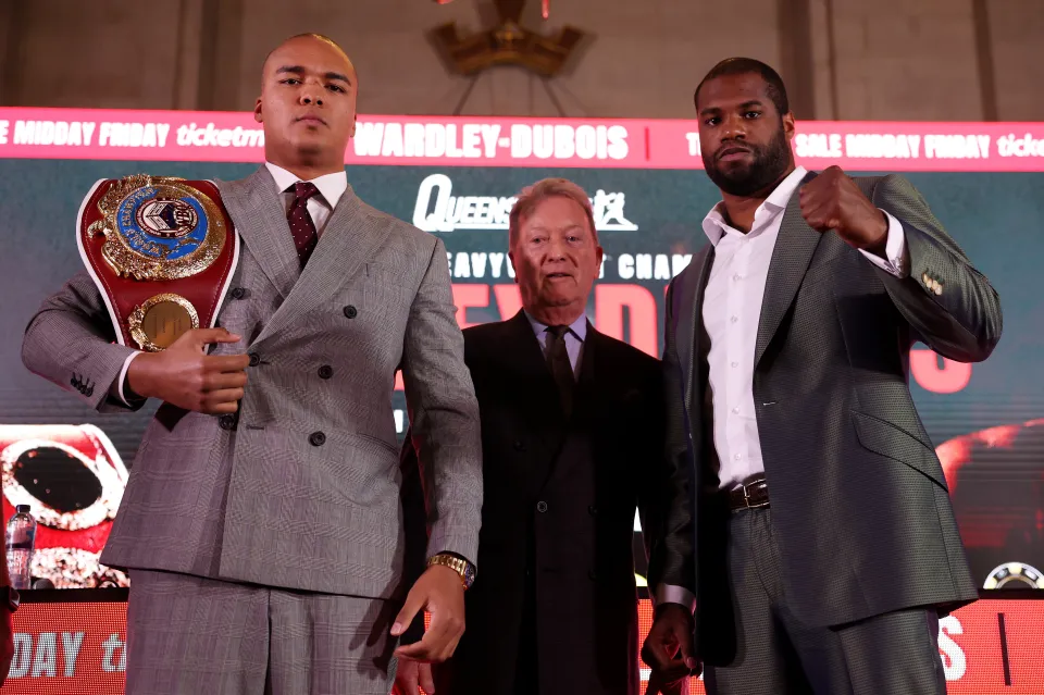 Fabio Wardley and Daniel Dubois posing for photos at a press conference