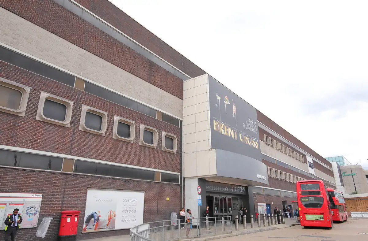 Brent Cross stabbing: Police manhunt for knifeman after one hospitalised
