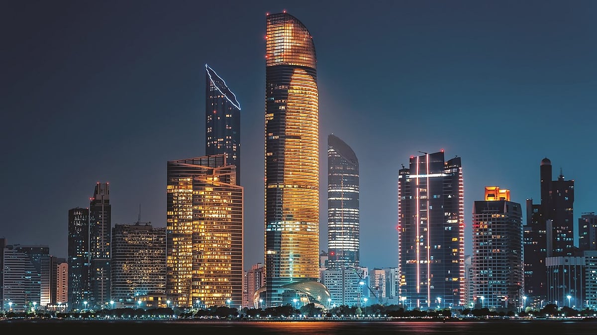 UAE Economy Defies Global Turbulence With Strong Growth, Top Credit Ratings and Record Trade in 2025
