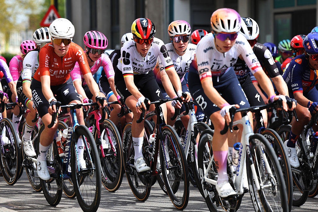 Brabantse Pijl women peloton