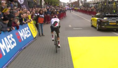 Tadej Pogacar deputy Rui Oliveira crashes during neutralised start at Tour of Flanders - 'Goodness me!' - Cycling video