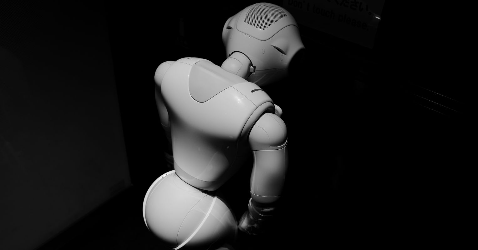 Falling in Love With a Mirror