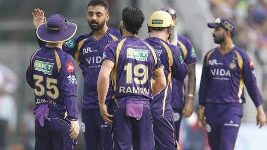 kkr-tied-down-rr-to-155-at-the-eden-gardens