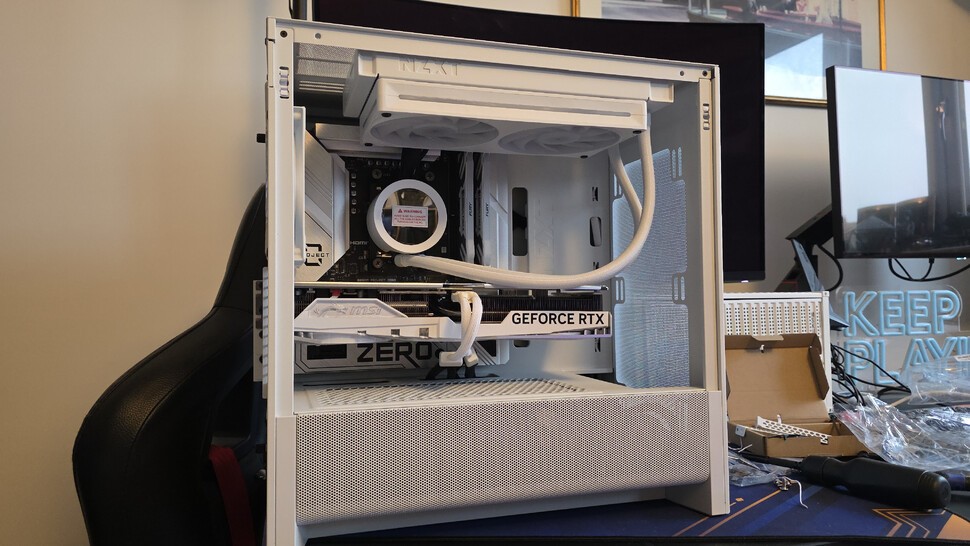 Looking back at the front, here's how it looks - ready for first turn-on.