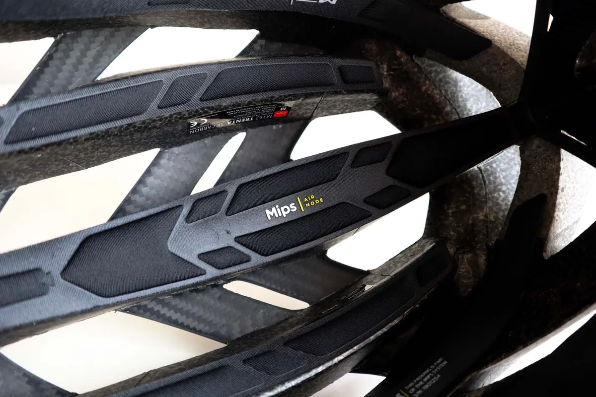 Tadej Pogacar Met Venta 3K Carbon.
