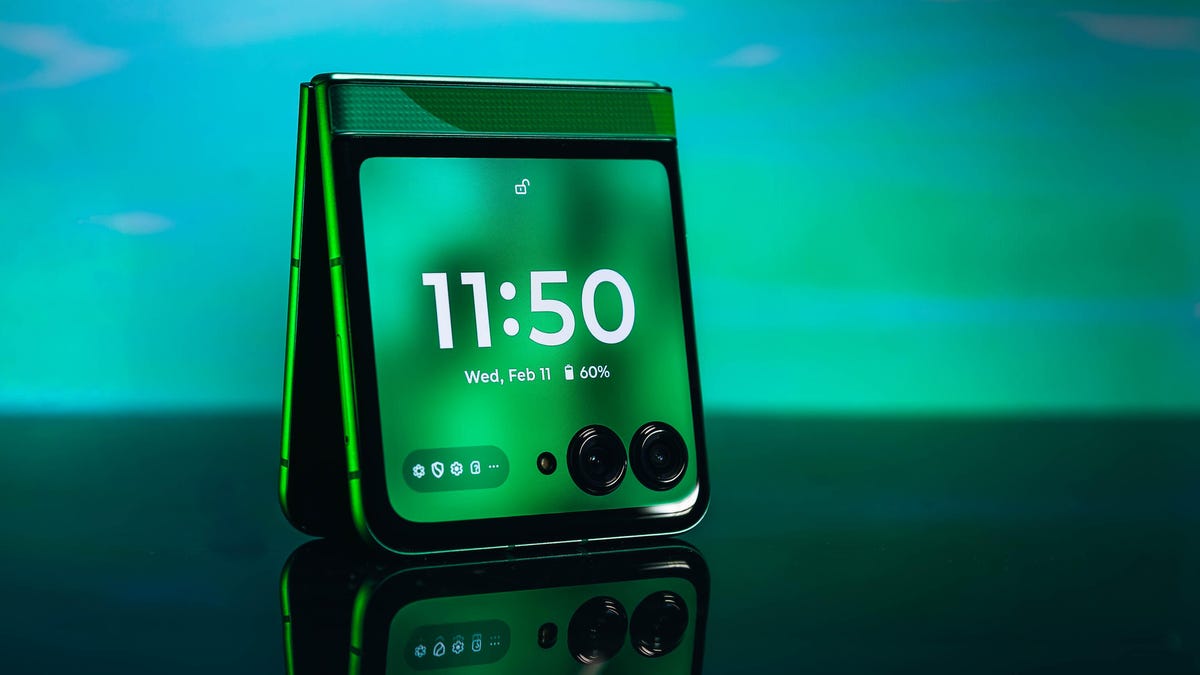 motorola-fifa-razr-2026-1