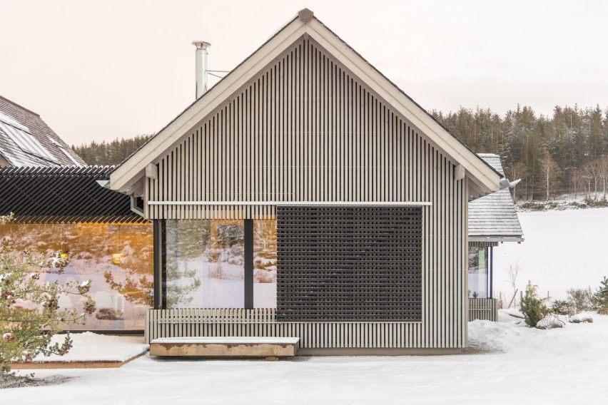 Exterior view of rural Scottish home by Moxon Architects
