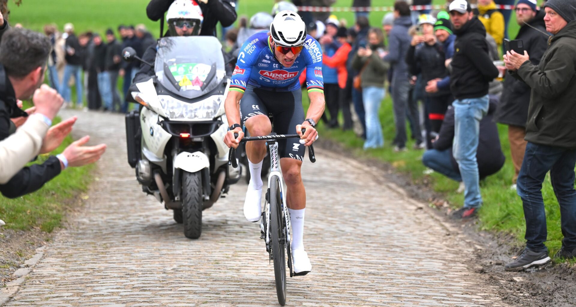 Power files: Comparing Mathieu van der Poel's staggering E3 Saxo Classic data to THAT Amstel Gold win shows how far cycling has come in just 7 years