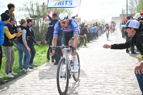 Mathieu van der Poel was flying at the 2026 Paris-Roubaix