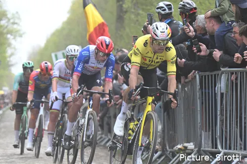 Wout Van Aert at the 2026 Paris-Roubaix