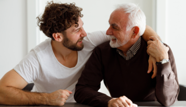 Psychology says the hardest part of watching your parents age isn’t the physical decline — it’s the moment you realize they’ve started performing competence the same way you performed adulthood when you were younger