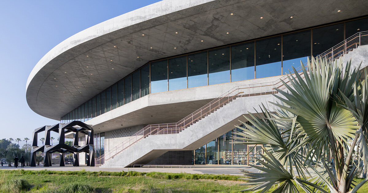 peter zumthor's david geffen galleries open at LACMA