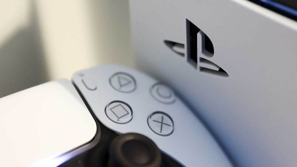 PlayStation New Controller Leaks, And It's Nothing Like The DualSense