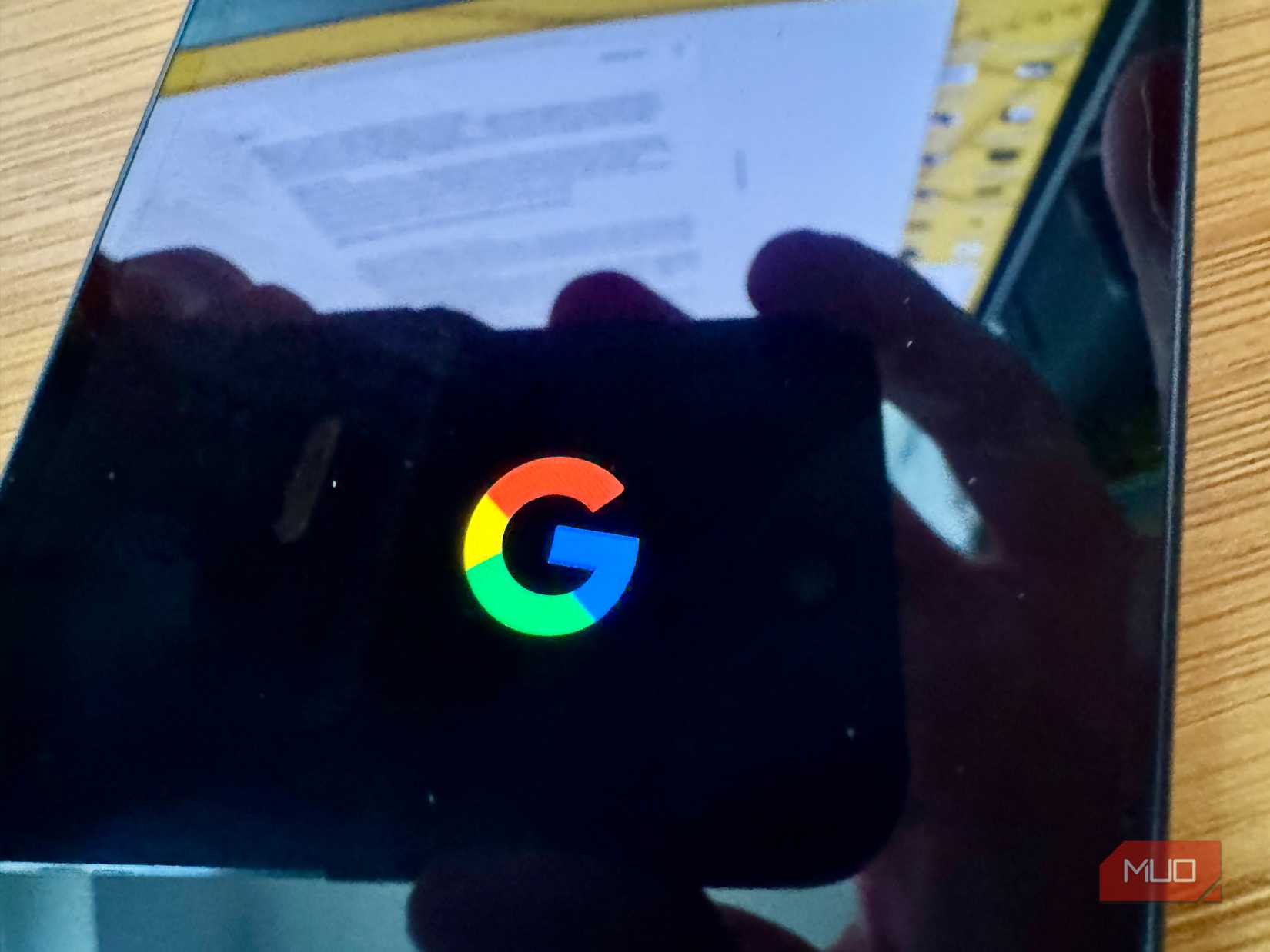 The Google logo on a restarting Pixel