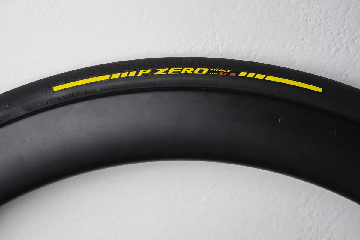 Pirelli P-Zero Race TLR SL-R tyre
