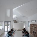 © Jinquan Kong Samsung Library No. 3, supported by the Shaanxi Hope Project / Wall Architects of XAUAT - Interior Photography