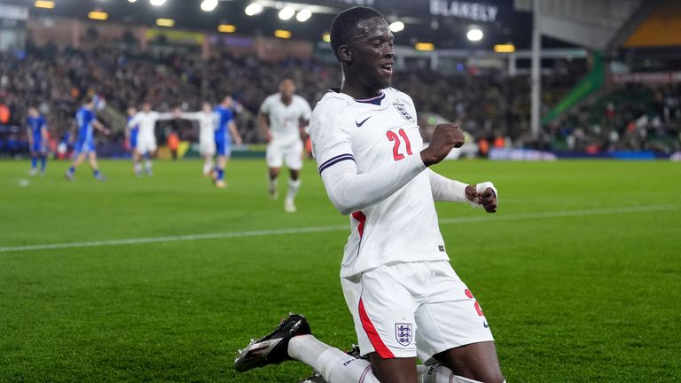 Romain Esse celebrates his goal