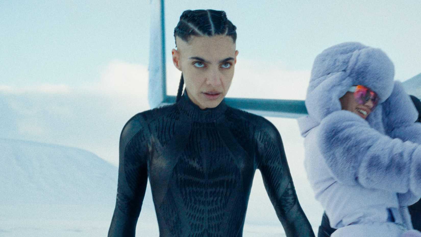 María Gabriela de Faría as The Engineer in Superman
