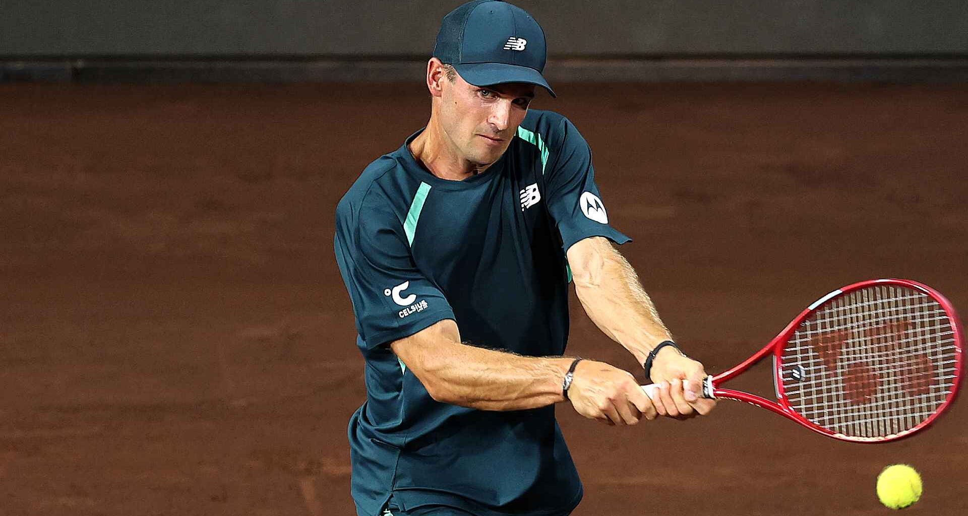 Tommy Paul survives Frances Tiafoe & rain delay, reaches first final on clay in Houston | ATP Tour