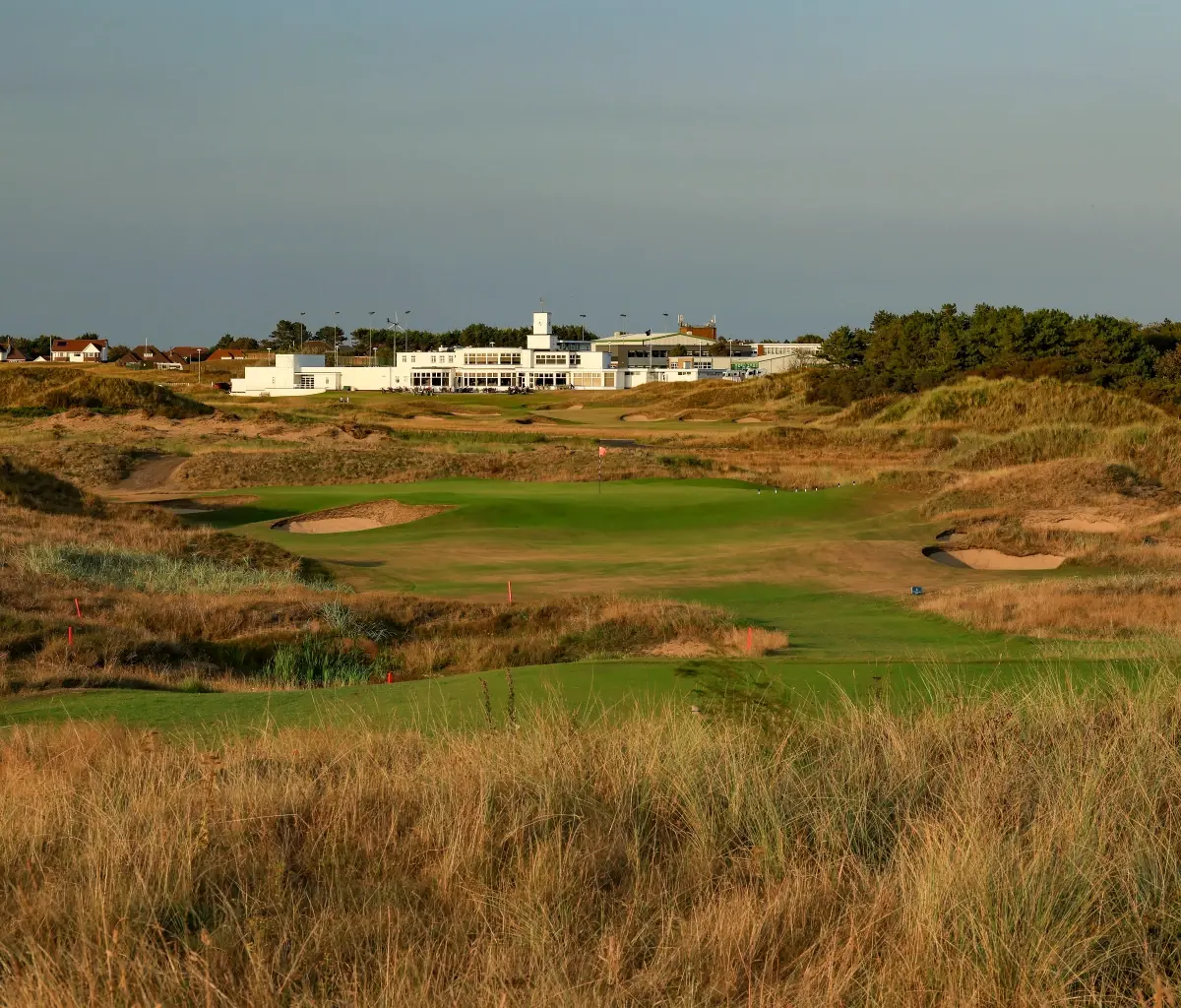 Have golf course green fees in the United Kingdom gotten out of hand?