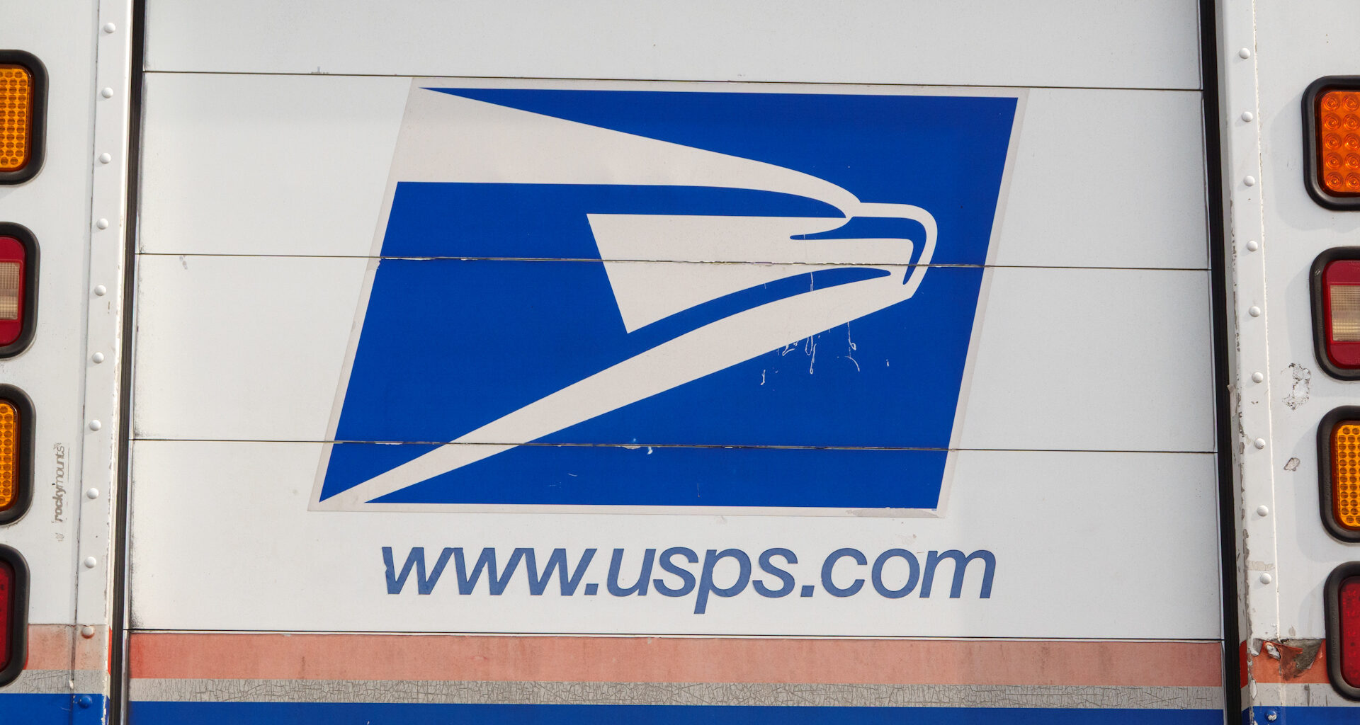 The U.S. Postal Service is temporarily suspending employer payments into the Federal Employees Retirement System.