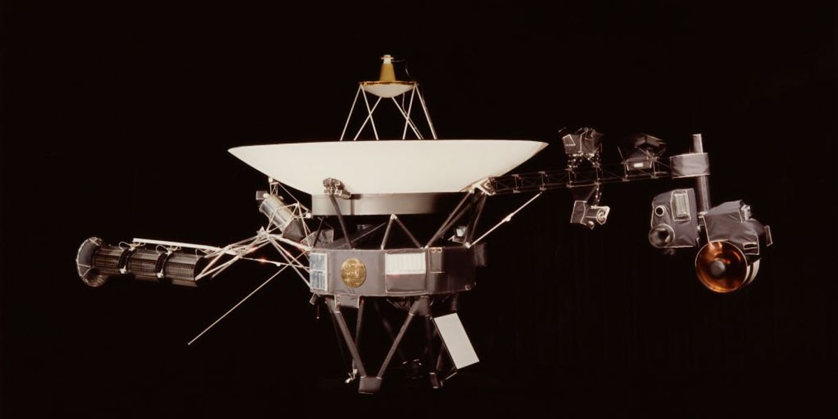 Nasa forced to SHUT DOWN instrument aboard Voyager 1 ahead of risky 'Big Bang' manoeuvre